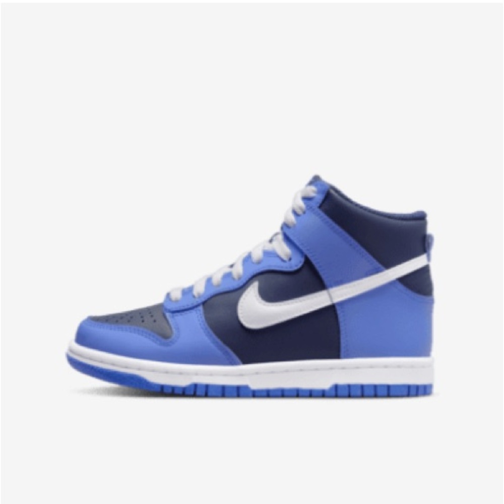 Nike Dunk High in medium blue and midnight navy